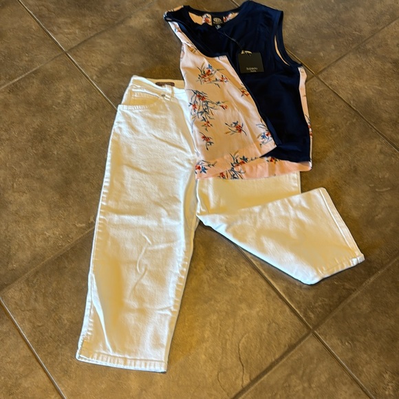 Petite Bundle Deal!  Gloria Vanderbilt Capris AND NWT Bobeau knot tied top. - Picture 11 of 13
